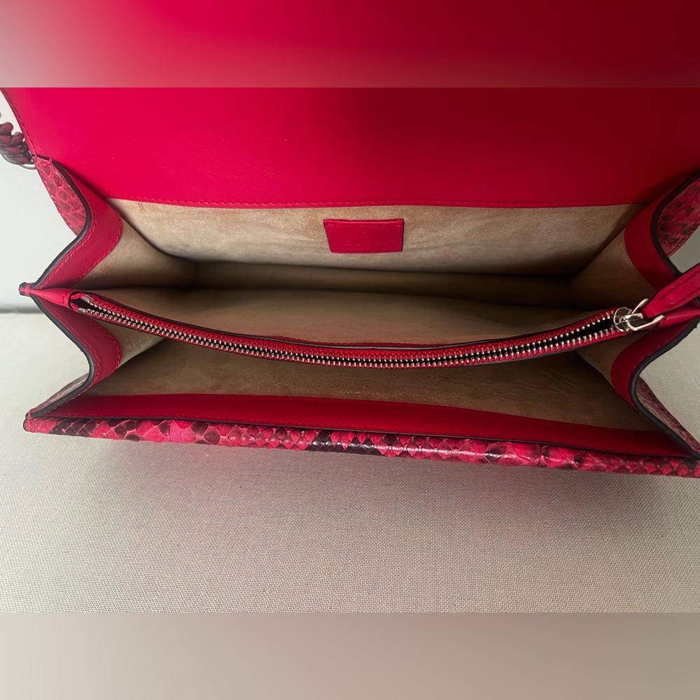 Gucci Exotic Fushia Dionysus Shoulder Bag - Picture 10 of 11